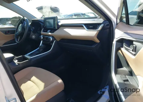 2019 Toyota Rav4 Le from USA, damaged, VIN JTMF1RFV4KD518297